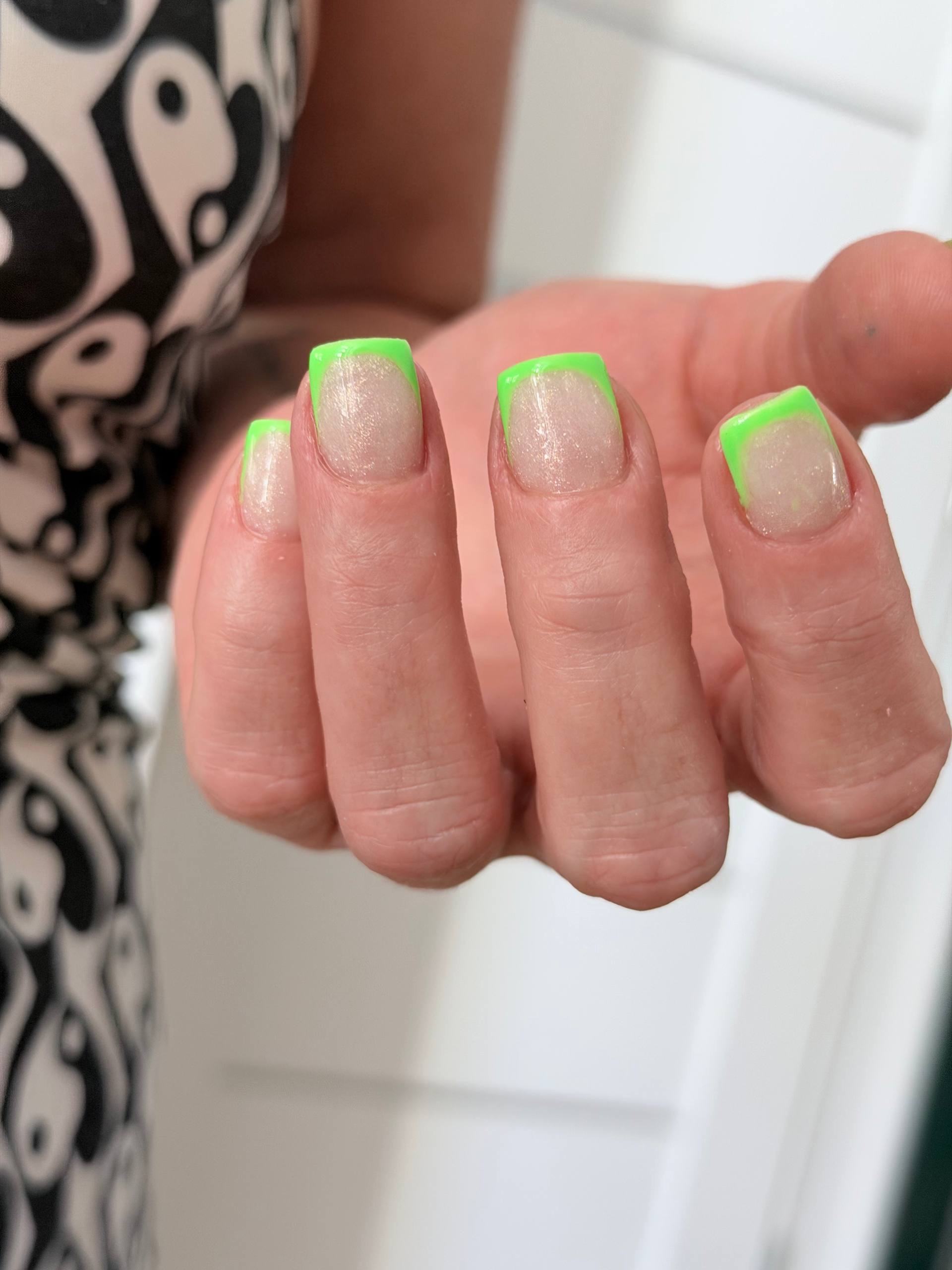 Manicure — Salon Urody BAD ANGEL Szczecin