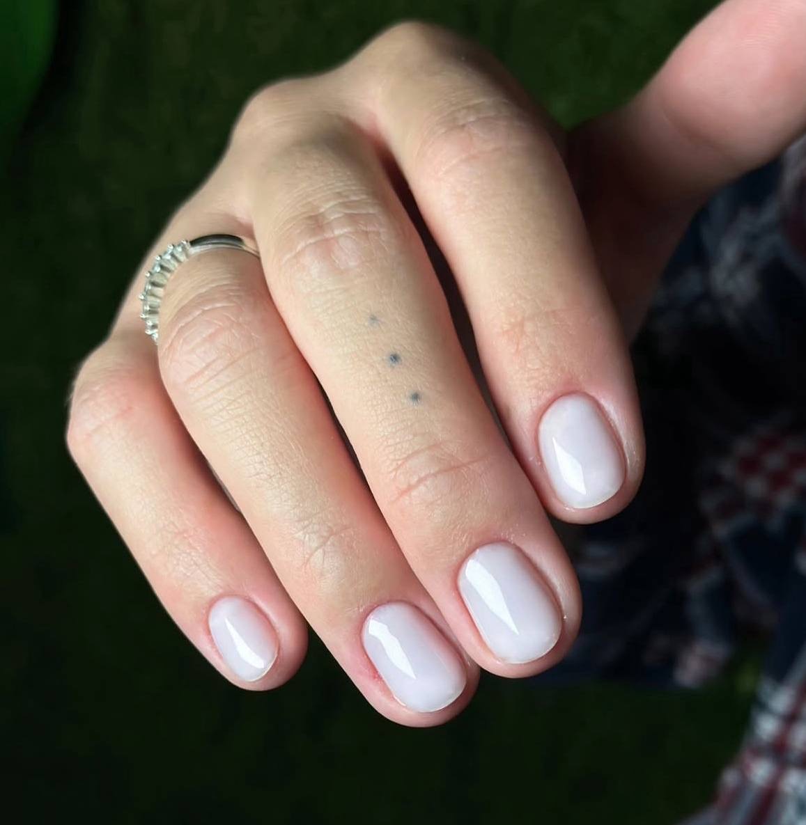 Manicure — Salon Urody BAD ANGEL Szczecin
