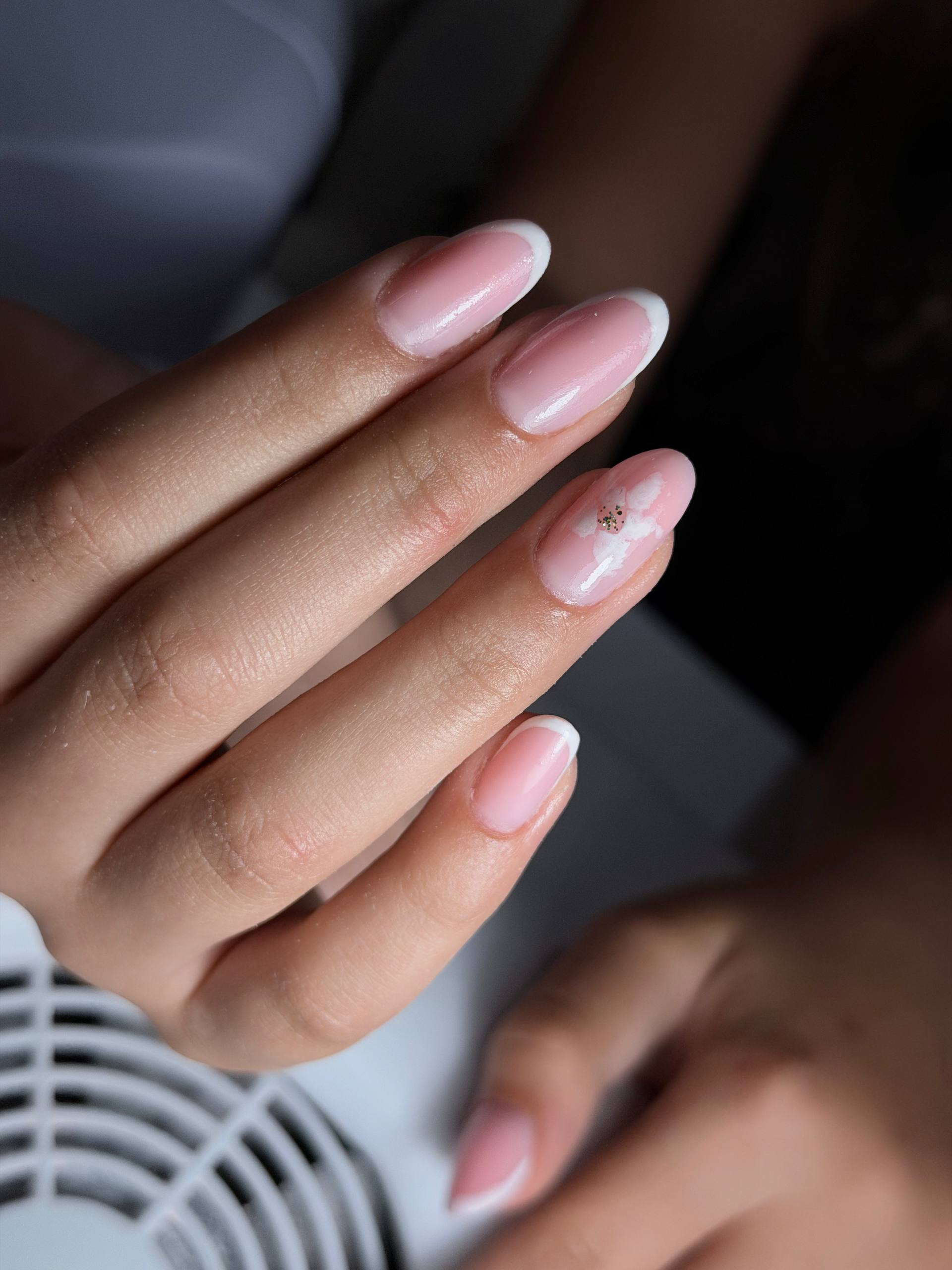 Manicure — Salon Urody BAD ANGEL Szczecin