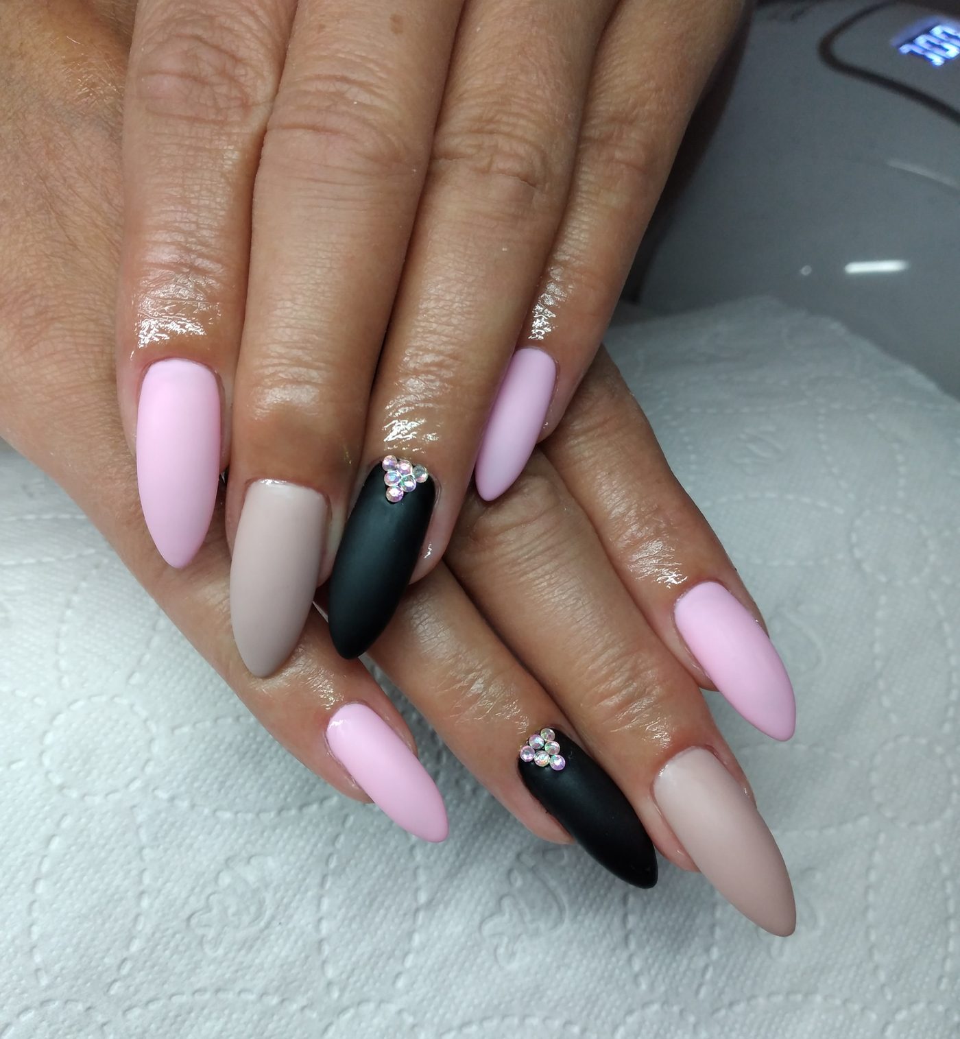 Manicure klasyczny — Salon Urody BAD ANGEL, Szczecin (praca nr 3) — Emilia, Salon Urody BAD ANGEL Szczecin