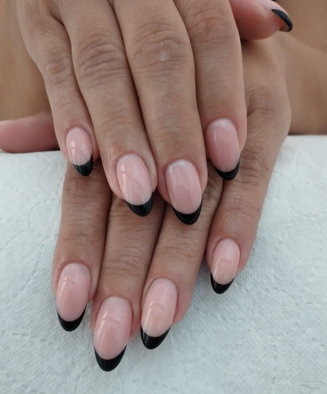 Manicure hybrydowy — Salon Urody BAD ANGEL, Szczecin (praca nr 19) — Emilia, Salon Urody BAD ANGEL Szczecin
